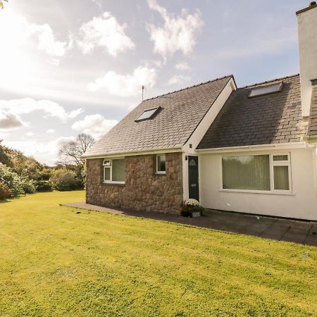 Apartament Llain Bach Llangefni Zewnętrze zdjęcie