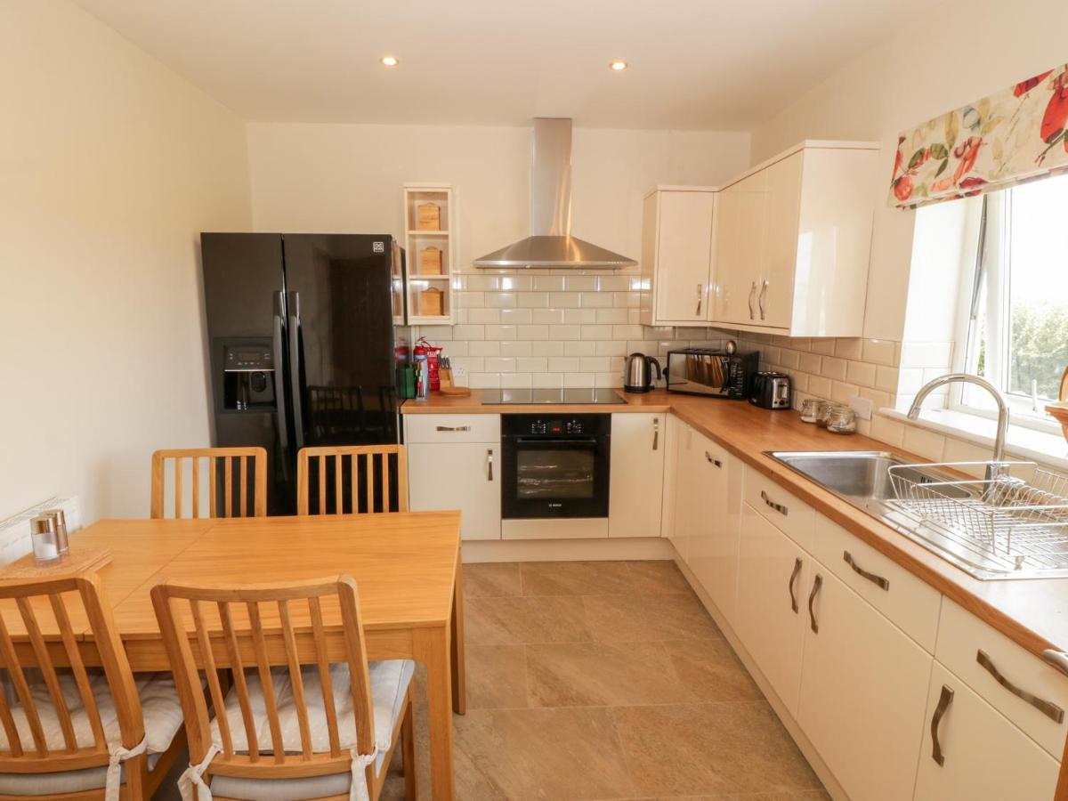 Apartament Llain Bach Llangefni Zewnętrze zdjęcie